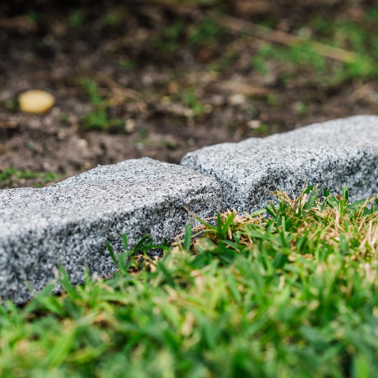 Beuta Landscape Edging | Garden Edging Border | Faux Stone Bricks for Lawn edging, Flower beds, Pathways & Yard Edging– 4 Packs | Each Section Has 6 Bricks 48"L x 4"W x 2.25"H | 12 Spikes |Greystone