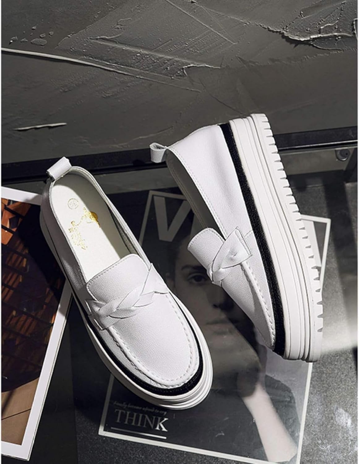 ヘレンド ボンボニエール 小物入れ 犬 パグ ブルドック ヴィクトリア