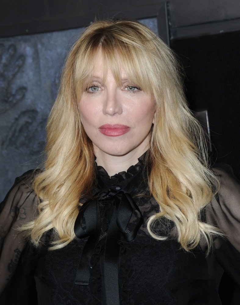 Amazon.com: Courtney Love At Arrivals For Everything Is Copy