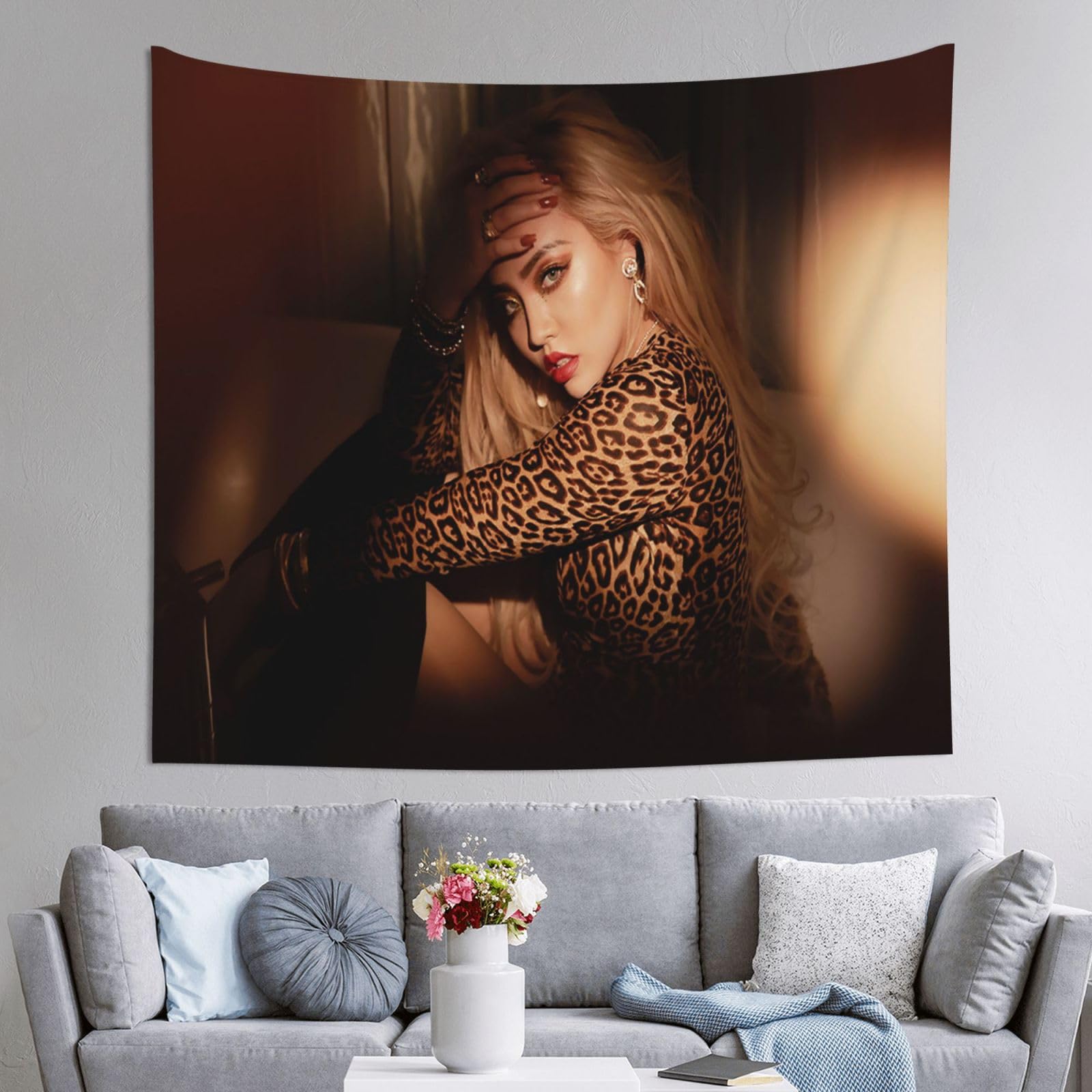 Amazon.co.jp: ちゃんみな 大判 タペストリー 壁掛け 壁飾り 壁掛け