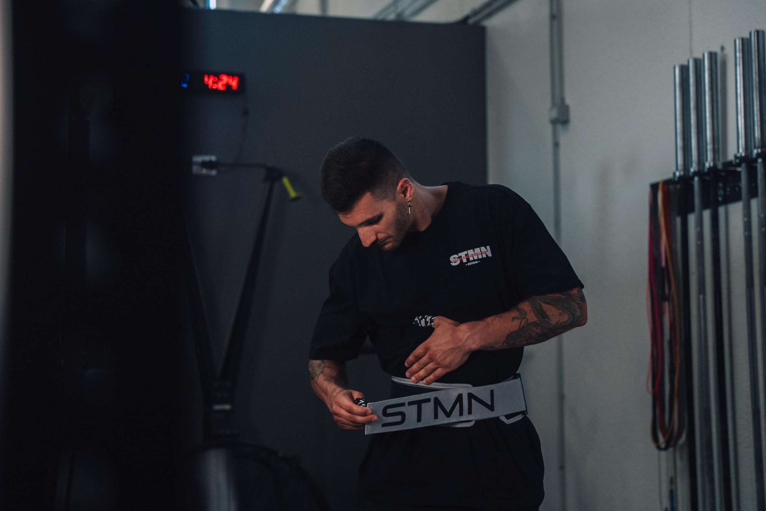 STAMINA FITNESS Cintura per Powerlifting e Sollevamento Pesi per Uomo e Donna, Cintura CrossFit per Supporto Lombare e Stabilità, Cintura Weightlifting con Fibbia Autobloccante