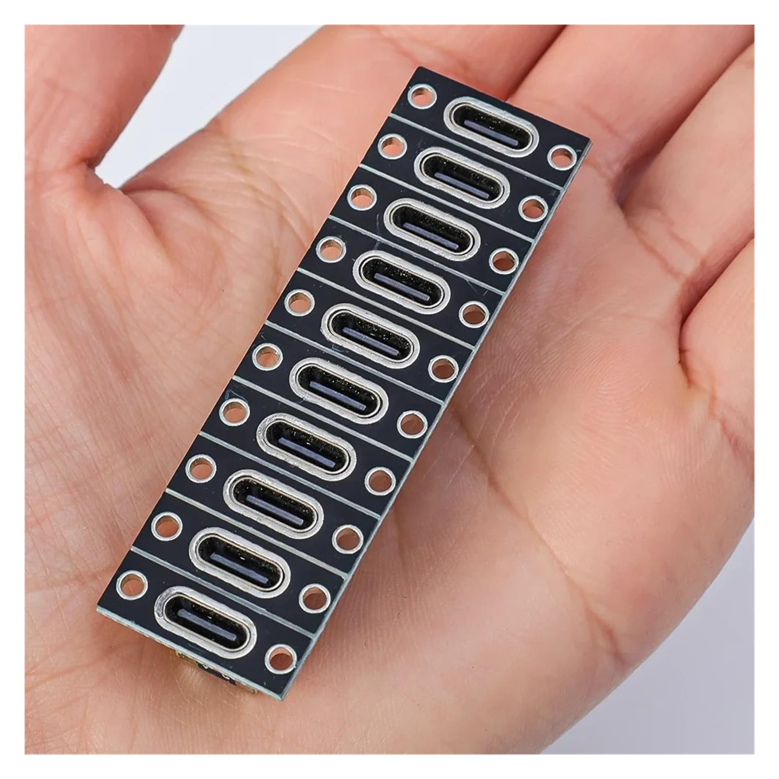 Porta di ricarica USB-C femmina a 2/4 pin con piastra di fissaggio a vite, 5/20 pezzi | 3 piastre, 15 pezzi, 2 pin