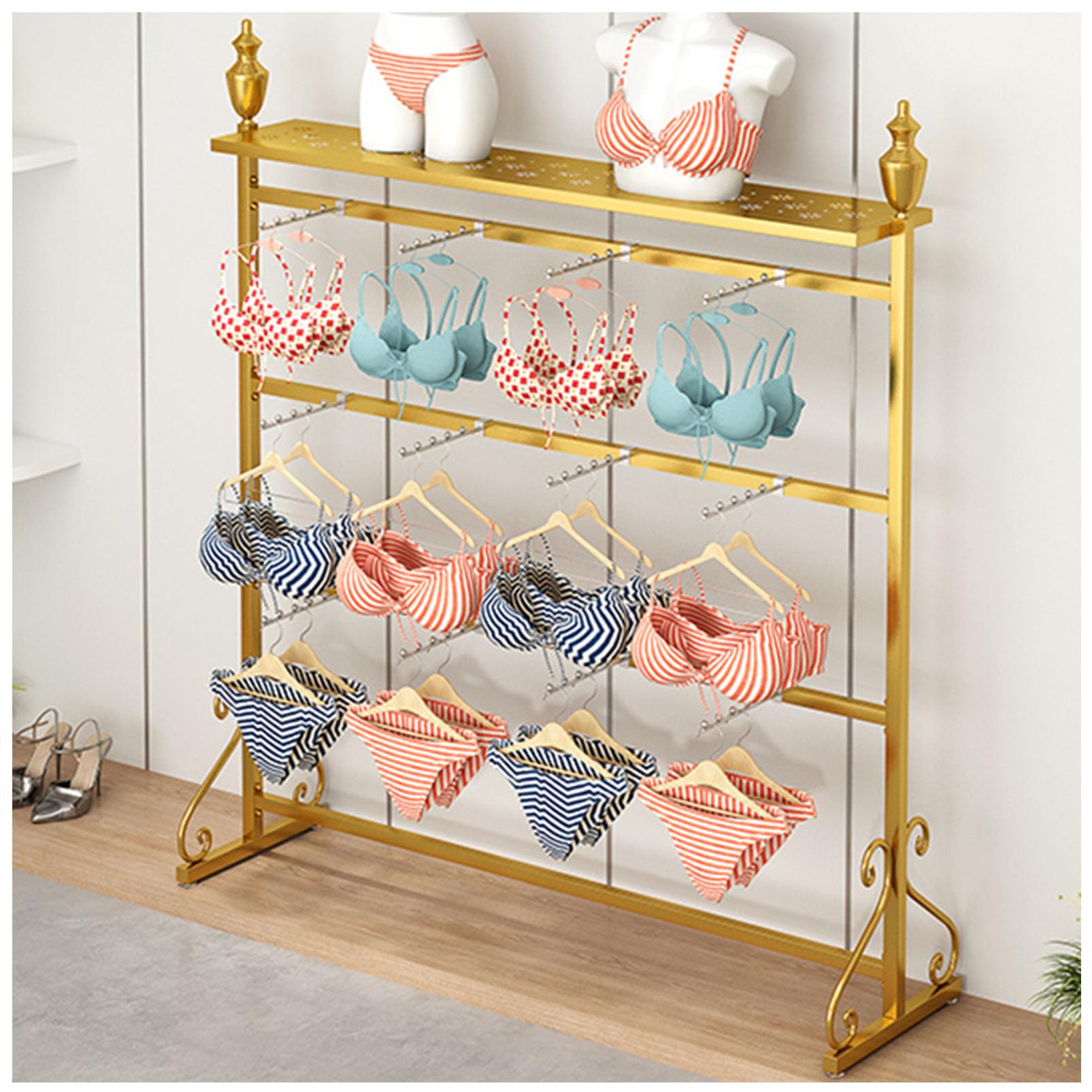 Étagères à vêtements de magasin pour éviter le désordre des chaussettes