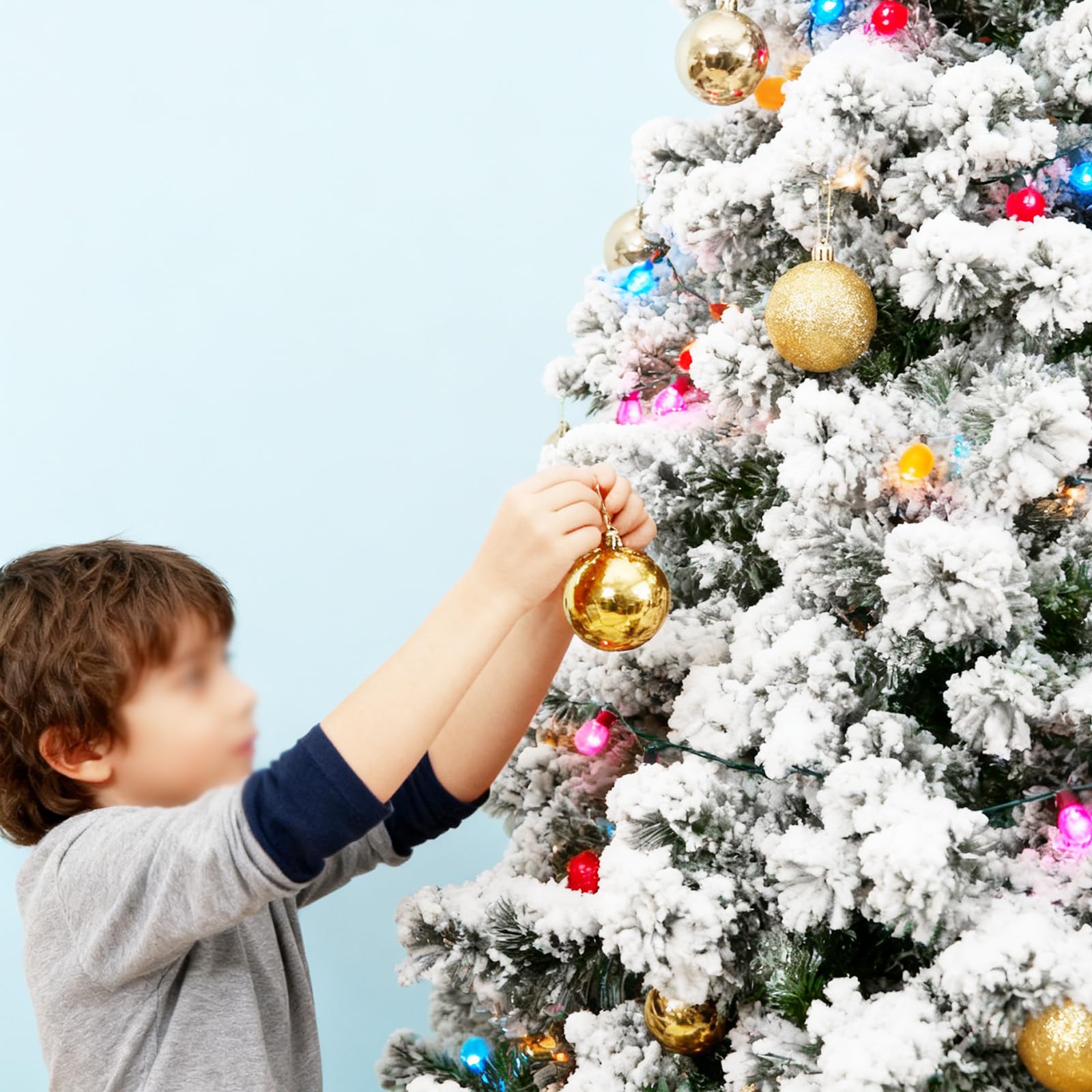Albero di Natale Artificiale Innevato 150 cm,280 Rami,PVC Ago di Pino Effetto Realistico,Decorazione di Natale,Base Metallica
