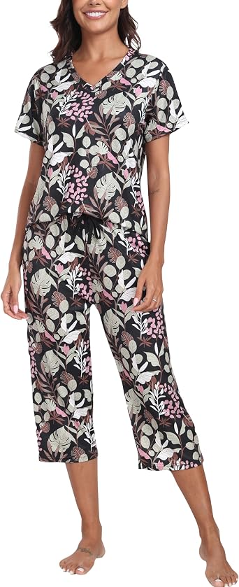 JINSHI Womens Pajamas Set Short Sleeve Top and Capri Pants Lightweight Sleepwear Comfy Pjs Lounge Set with Pockets