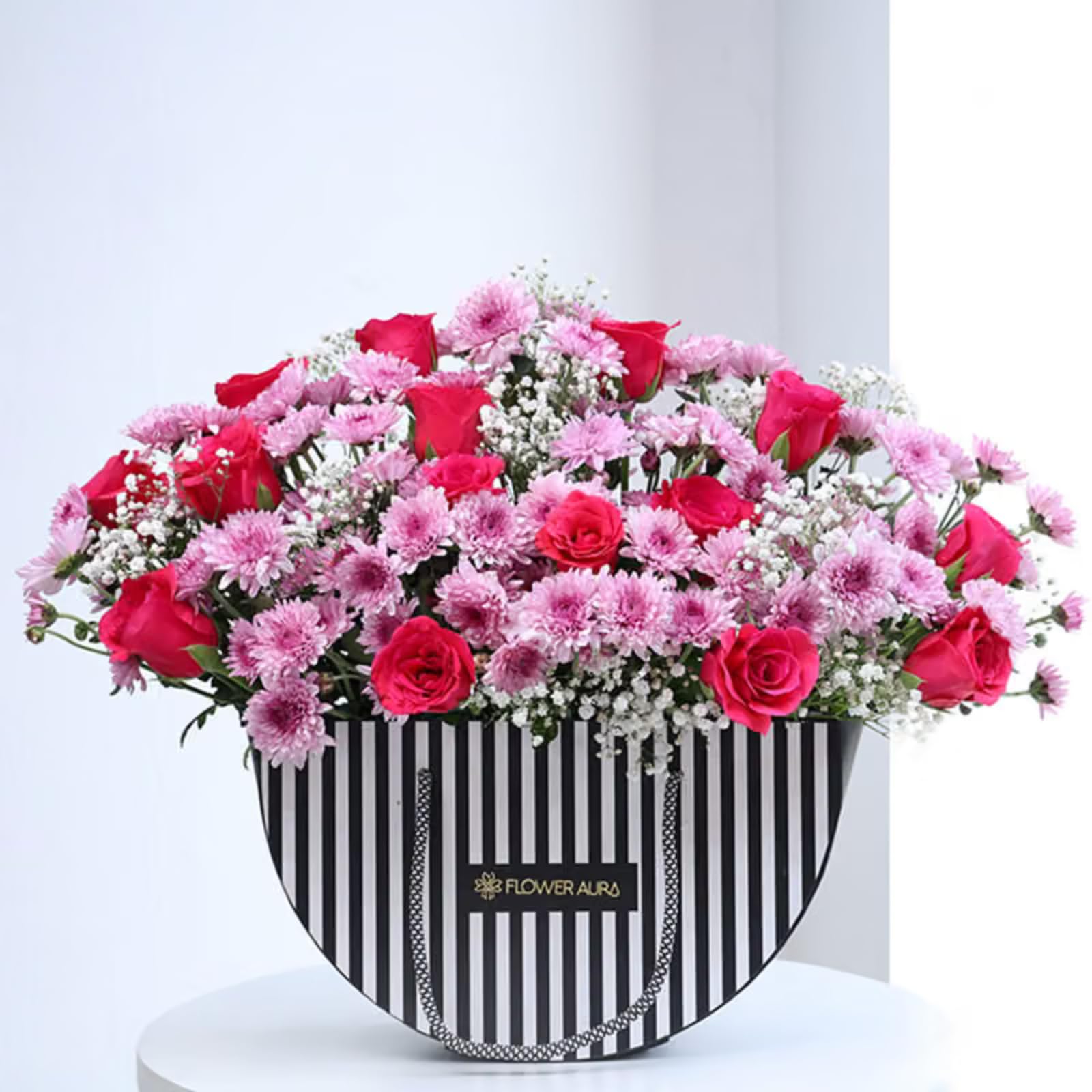 FlowerAura Premium Fresh Live Flower Bouquet of 15 Pink Roses & 7 Daisy In Box For Birthday Gift, Anniversary Gift, Wedding Gift, Rose Day Gift, Valentine's Day Gift, New Year Gift (Same Day Delivery)-image-8