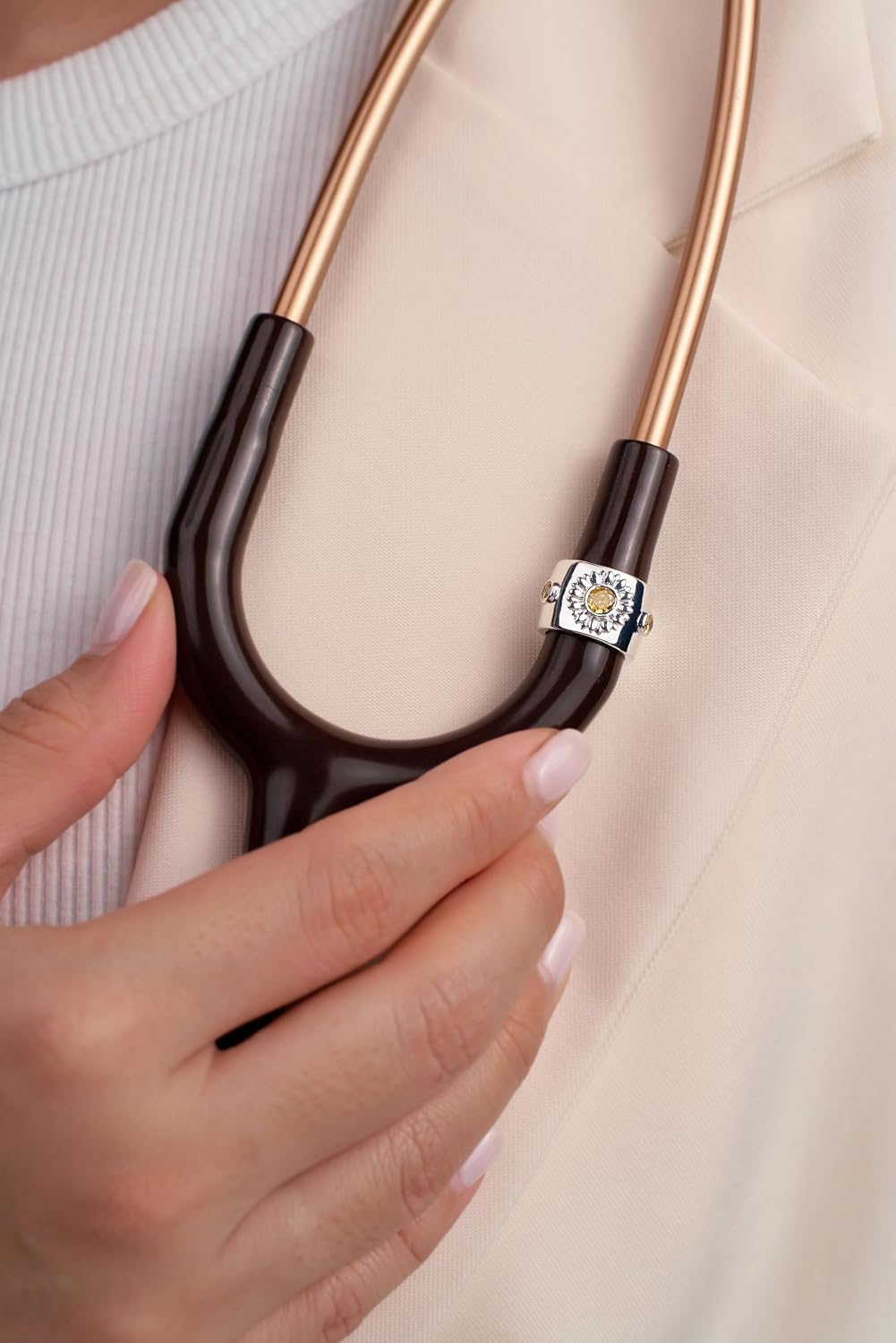 Omnestia Stethoscope Charm – Adjustable Ring-Style Accessory – Thoughtful Gift for Nurses, Doctors & Healthcare Professionals