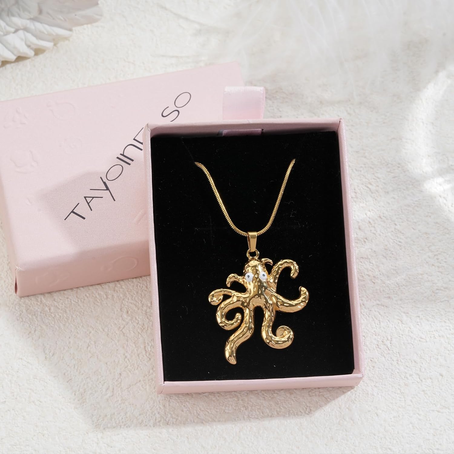 Jellyfish/Starfish/Octopus/Conch Necklace 18K Gold Plated Sea Life Pendant Herringbone Snake Chain Jewelry for Women