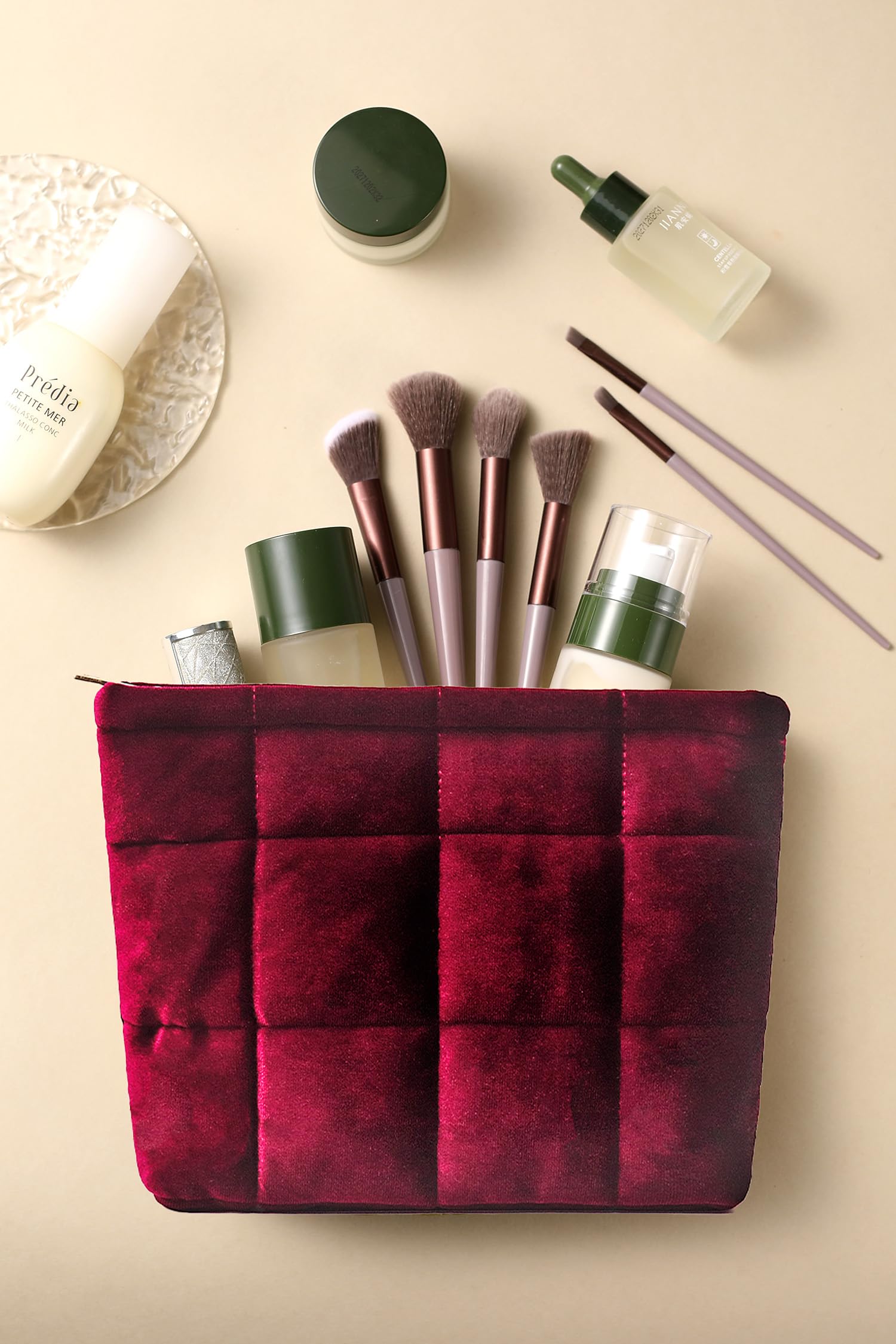HFLZBRO Puffy Quilted Makeup Bag, Cosmetic Bag, Travel Toiletry Organizer Pouch, Clutch for Women (Wine Red -Velvet) - Image 3