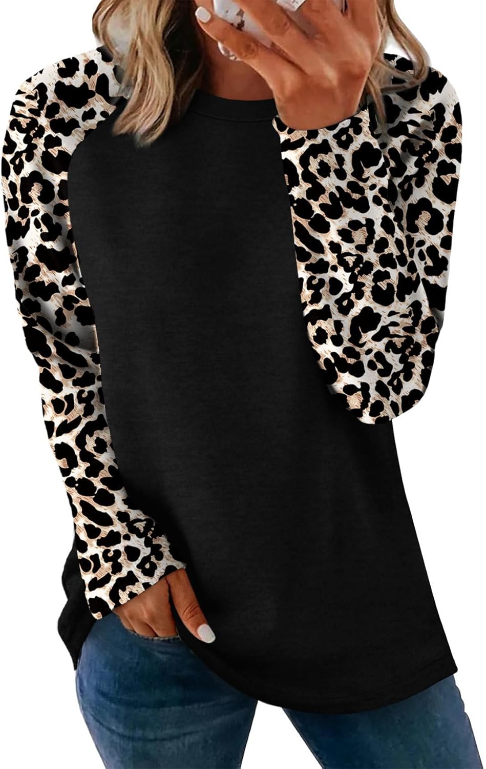 OFEEFAN Long Sleeve Shirts for Womens Fall Fashion 2026 Crewneck Oversized Sweatshirt Tunic Tops to Wear with Leggings