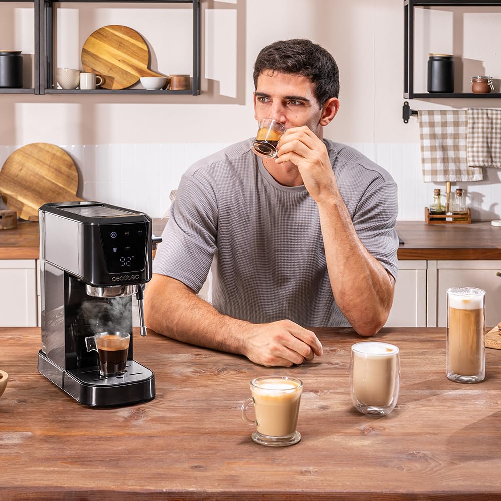 Cecotec Ekspres do kawy do espresso i cappuccino Power Espresso 20 Touch. 1350W, 20 barów, ekran dotykowy, parowiec, zbiornik na wodę 1 l, termoblok, podgrzewacze, taca ociekowa, akcesoria