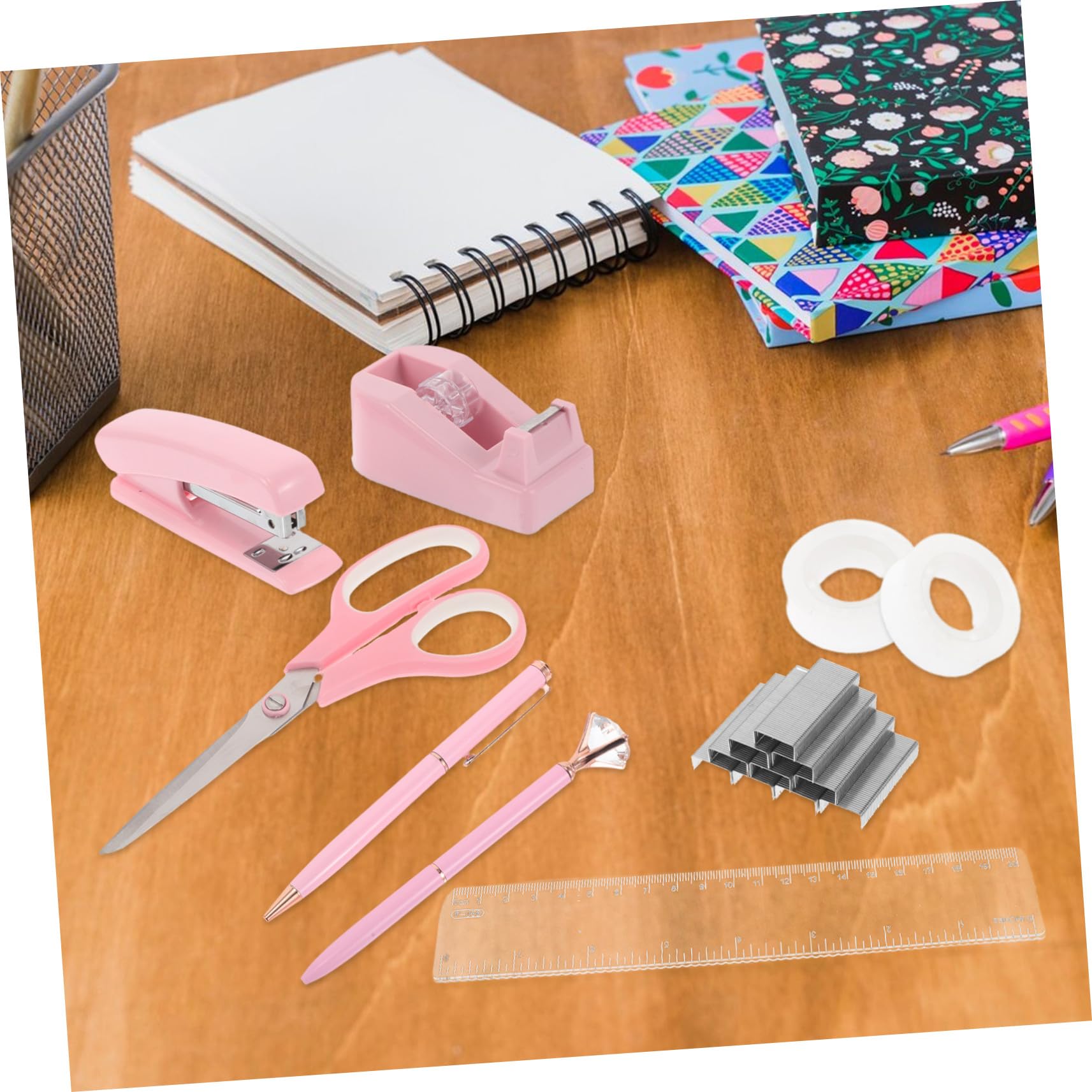 Schreibtisch set Bürobedarf mit Heftgerät Klebebandabroller und Entklammerer Modernes Design Langlebige Ausführung Stilvolle Büroaccessoires für Frauen Eleganter Arbeitsplatz