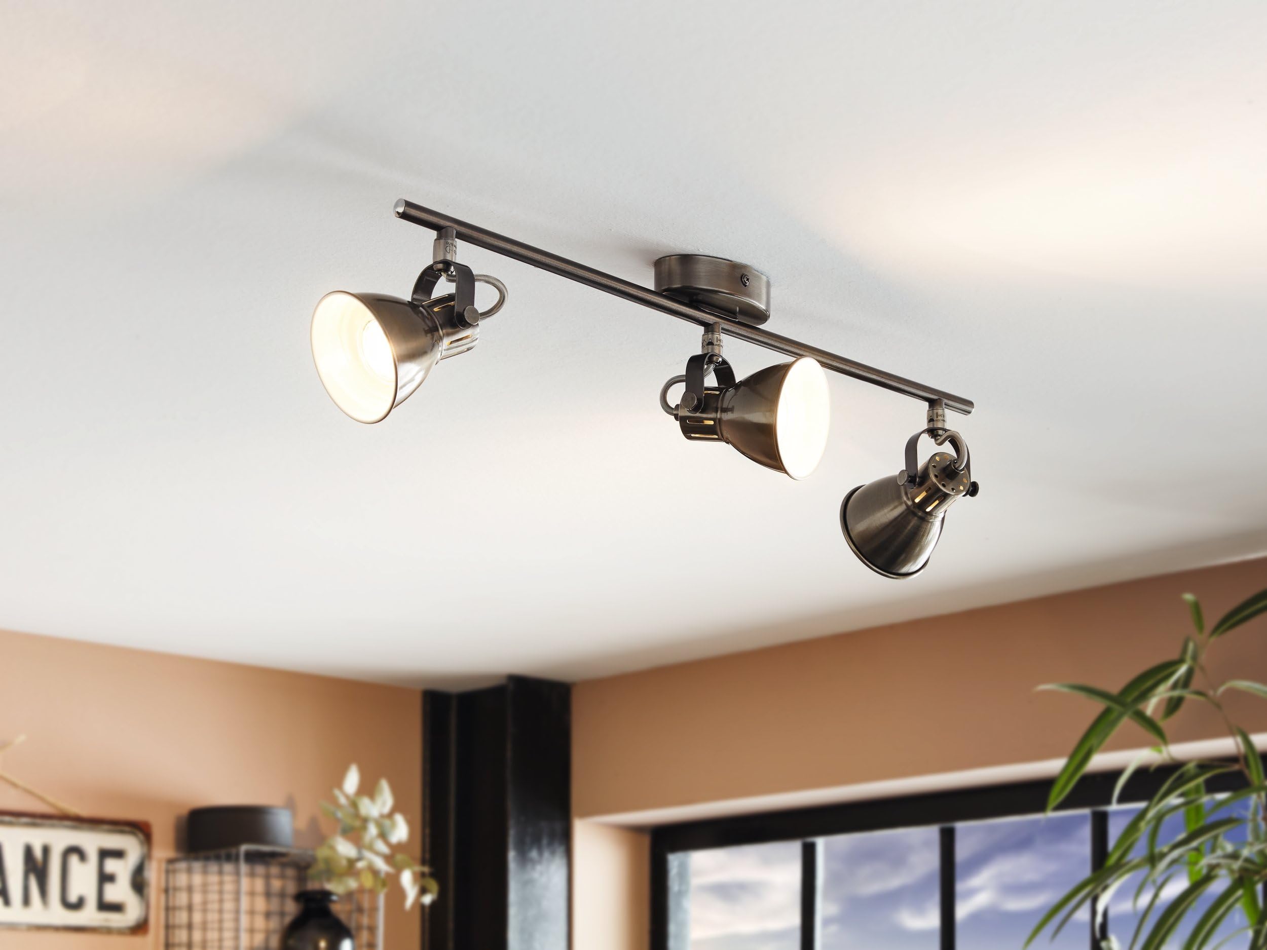 EGLO LED Deckenlampe Seras, 3 flammige Deckenleuchte industrial | Deckenstrahler aus Metall, Wohnzimmerlampe in Nickel-Antik, Flurlampe, Spots inkl. GU10 Leuchtmittel, warmweiß