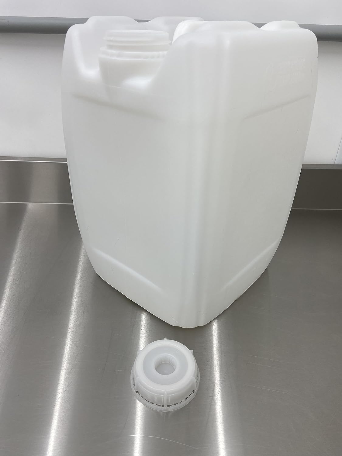 5 Gallon Stackable Carboy/Headpack Jug Container with Leakproof Cap and Handle, HDPE Food Grade, BPA Free, Made in USA (Natural) (4)