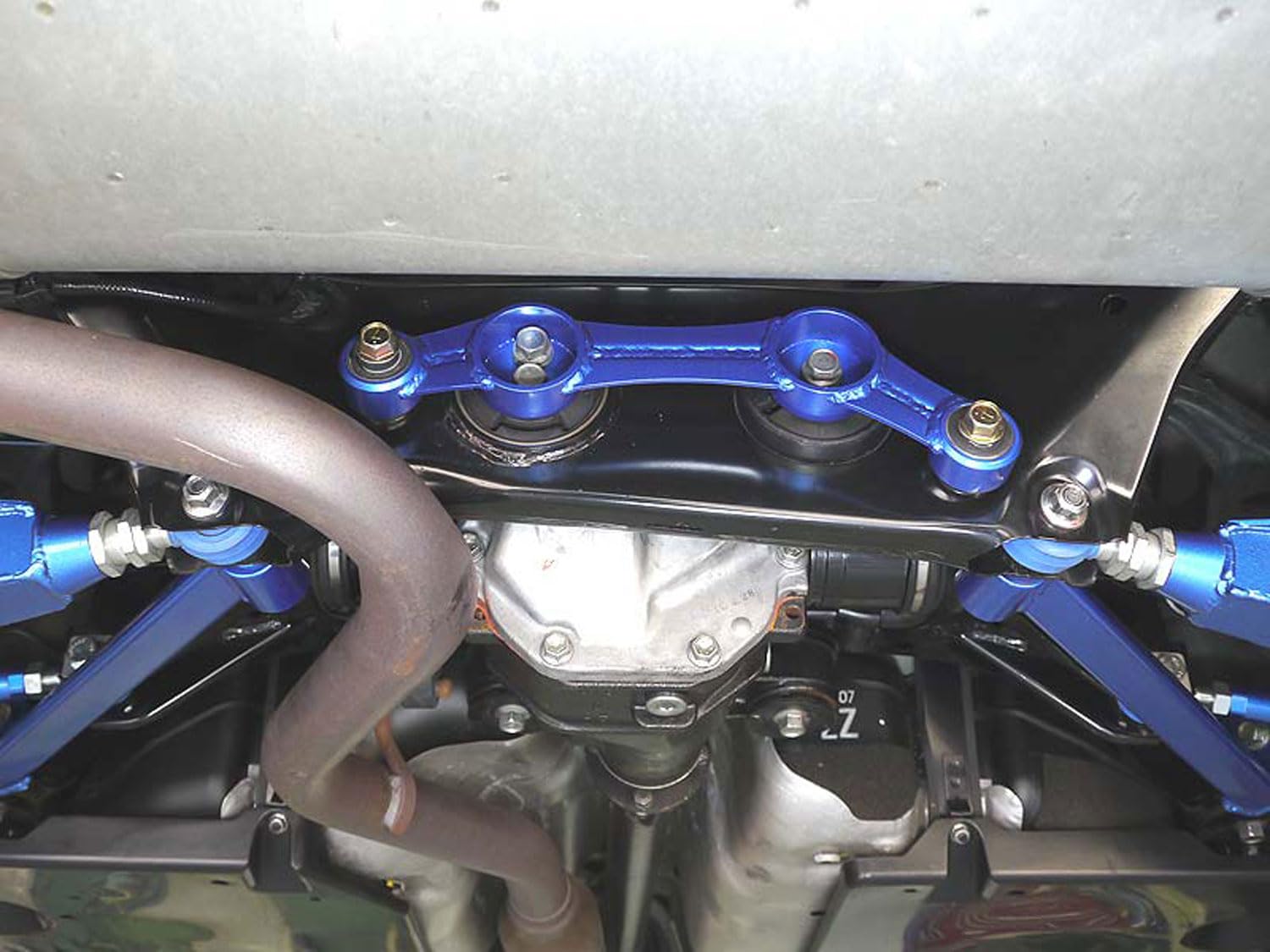 Amazon.com: CUSCO Rear Diff Mount Reinforcement Bar Toyota