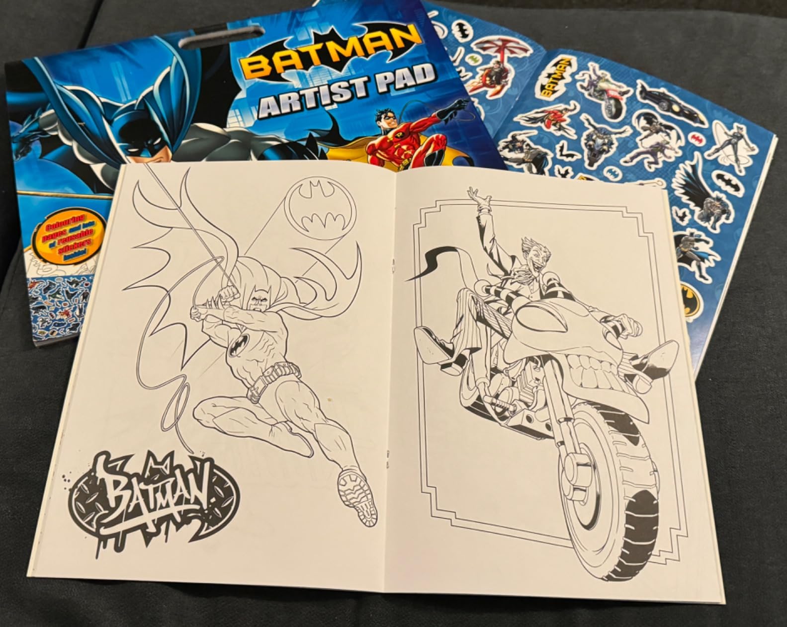 Batman Colouring and Stickers Activity Set - Perfect for Travel ...