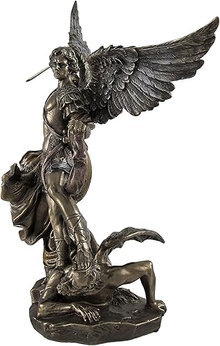 Miniatura 2 de Veronese Design Estatua de resina fundida de San Miguel con acabado de bronce de 10 pulgadas de alto con detalles intrincados y detalles pintados a