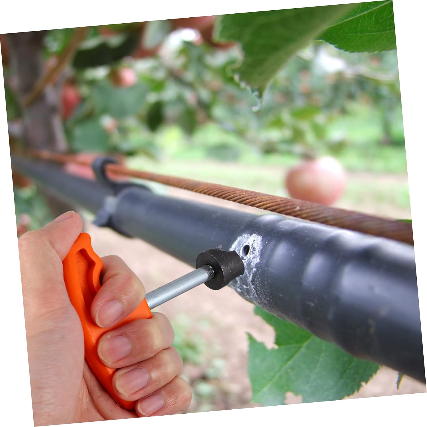 Pe Tube Hole Puncher for Drip Irrigation System Compact Durable Tool for Efficient Watering and Easy Installation Gardens and Flower Beds image 2