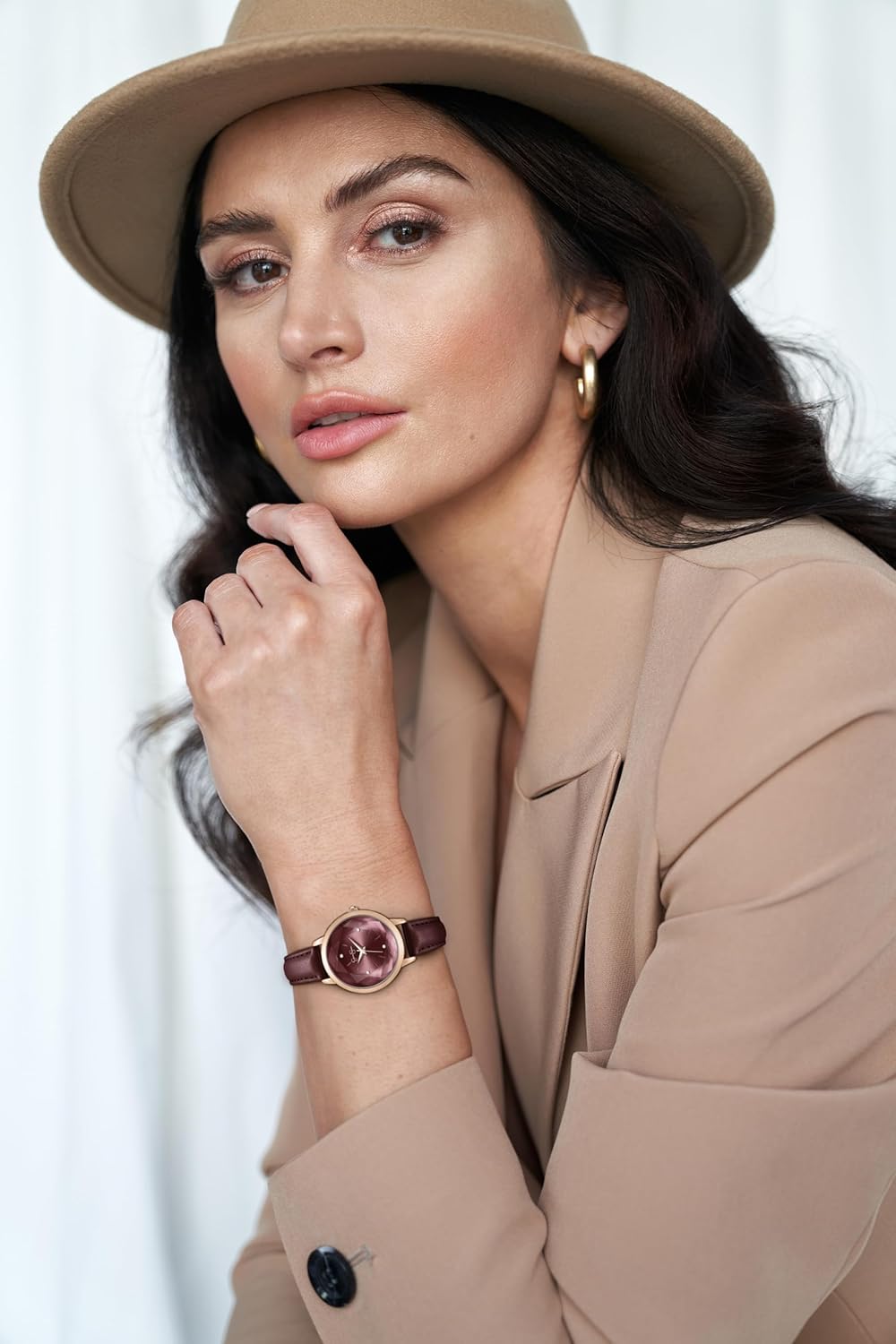 Jessica Simpson Women's Leather Band Watch, Round Faceted Crystal Dial, Classic Quartz Movement, Elegant Dress Watch for Women - Image 5