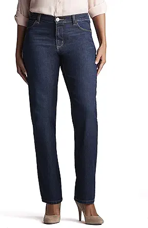 Lee Women's Petite Relaxed Fit Straight Leg Jean