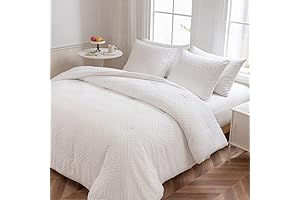 White Fluffy Comforter: Ultimate Comfort and Luxe for Your Bed