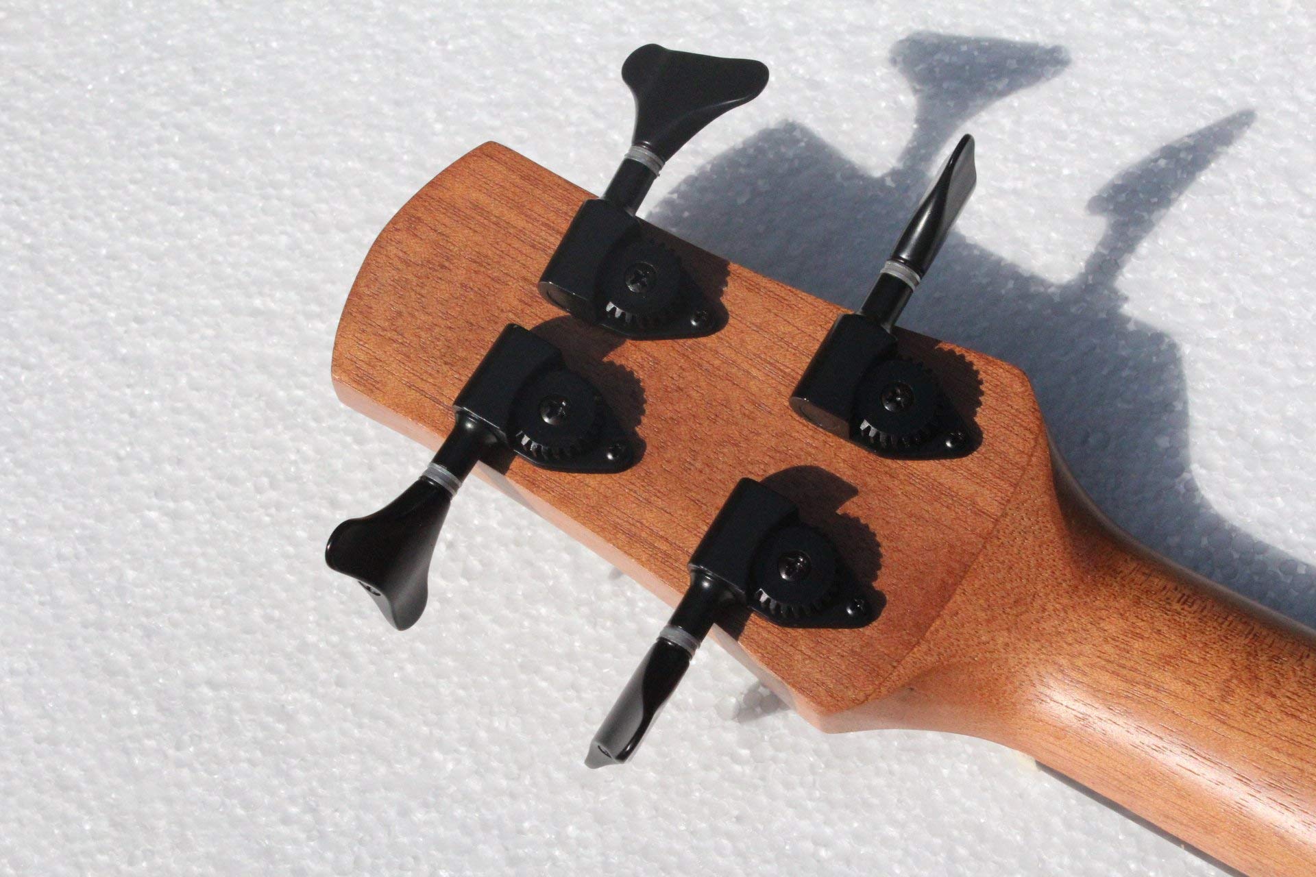 Ukulele Basso Mini Acustico 76,2 cm Ubass Artigianale In Legno Di Acacia Solido