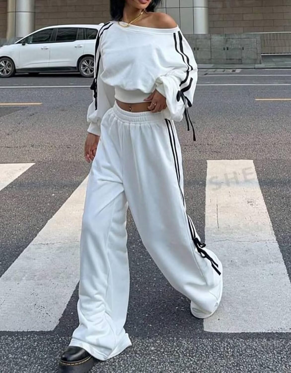 acelyn 2 Piece Outfits for Women Off Shoulder Jogging Sweatsuits Long Sleeve Crop Top Wide Leg Pants Matching Sets Tracksuit - Image 5