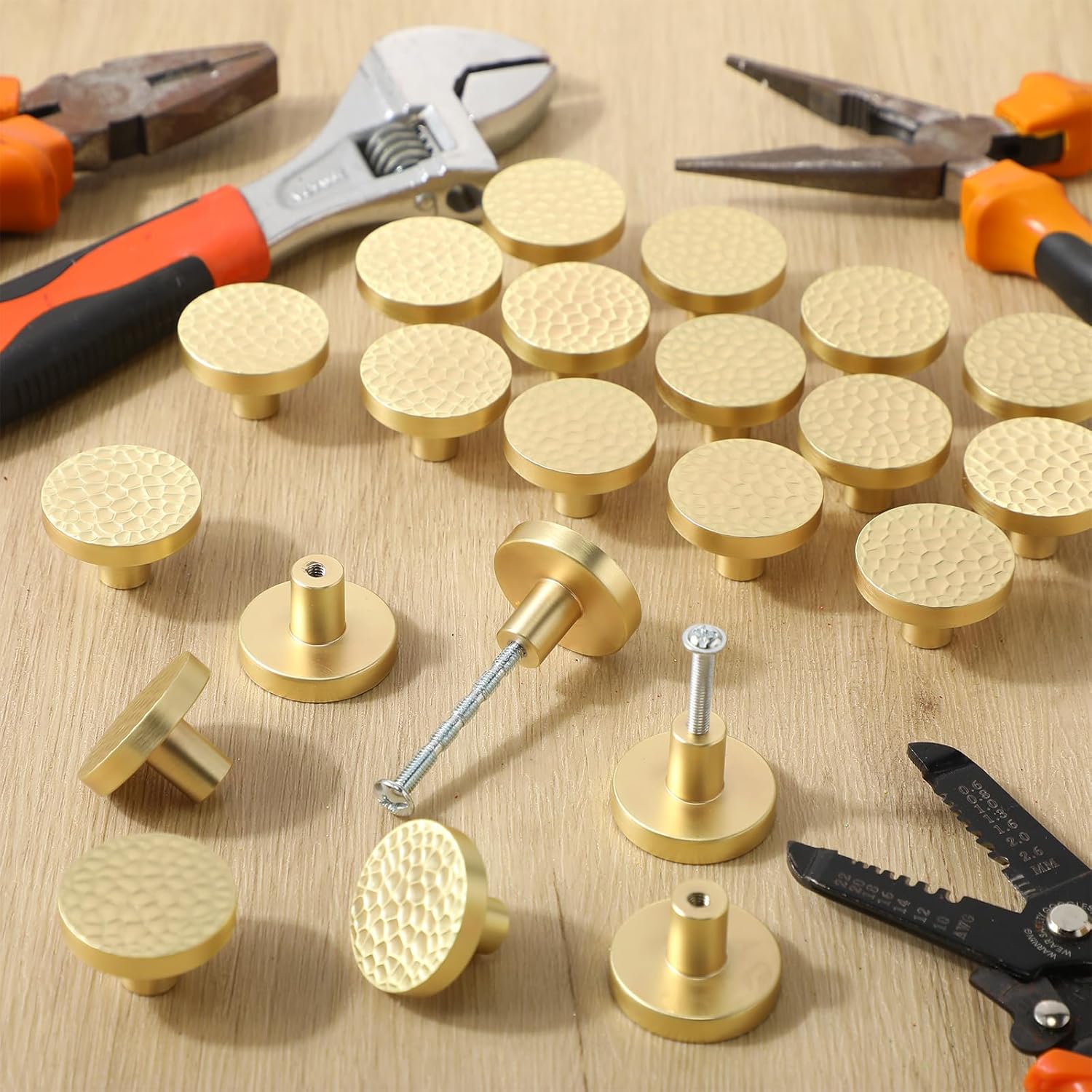 Hotop 30 Pack Gold Cabinet Knob Kitchen Round Dresser Drawer Pulls and Handles with Kinds Screws for Hardware Dresser Drawer Aluminum Alloy Oxidation Wire Drawing Handle (Hammered)