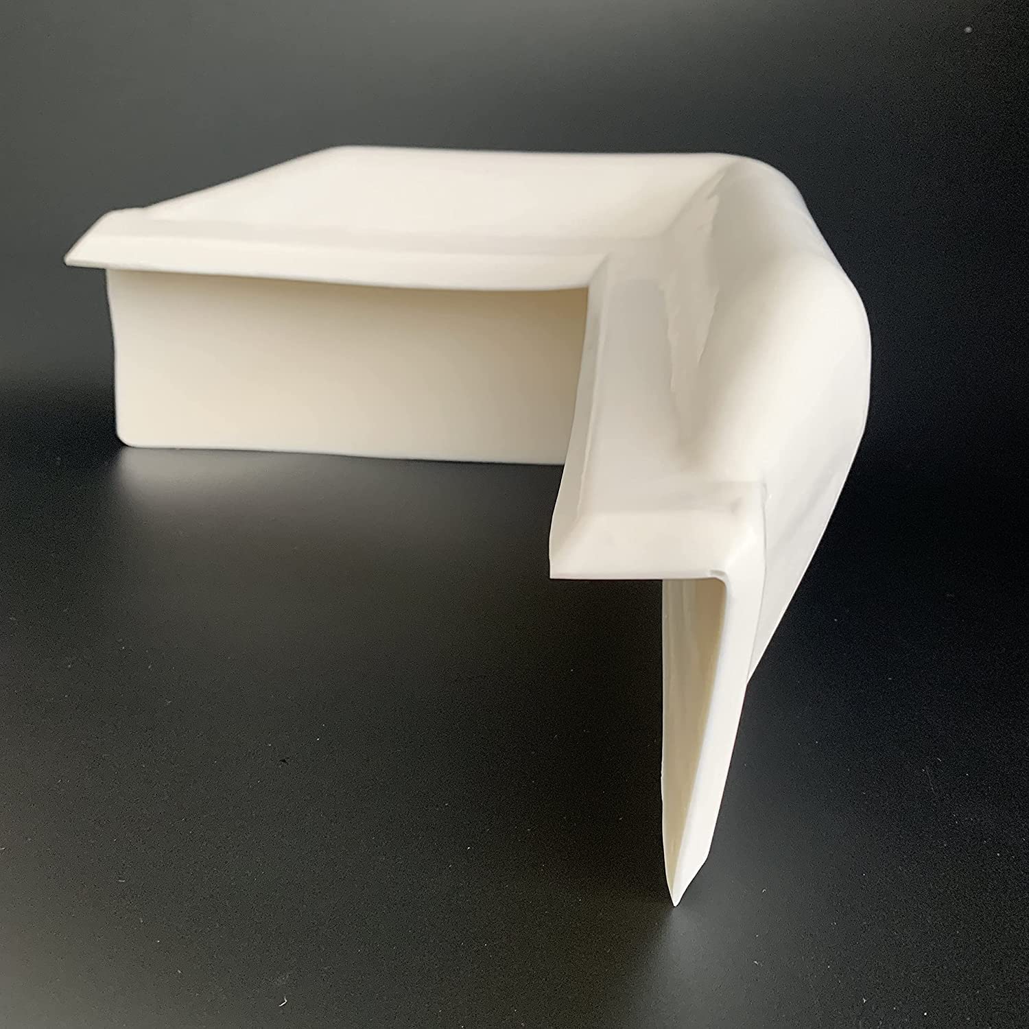 HWIMARINE Lot de 2 protections d'angle en vinyle à 90 degrés pour quai de bateau – 22,9 x 22,9 x 12,7 cm (L x l x H) (blanc HWIMARINE Lot de 2 protections d'angle en vinyle à 90 degrés pour quai de bateau – 22,9 x 22,9 x 12,7 cm (L x l x H) (blanc