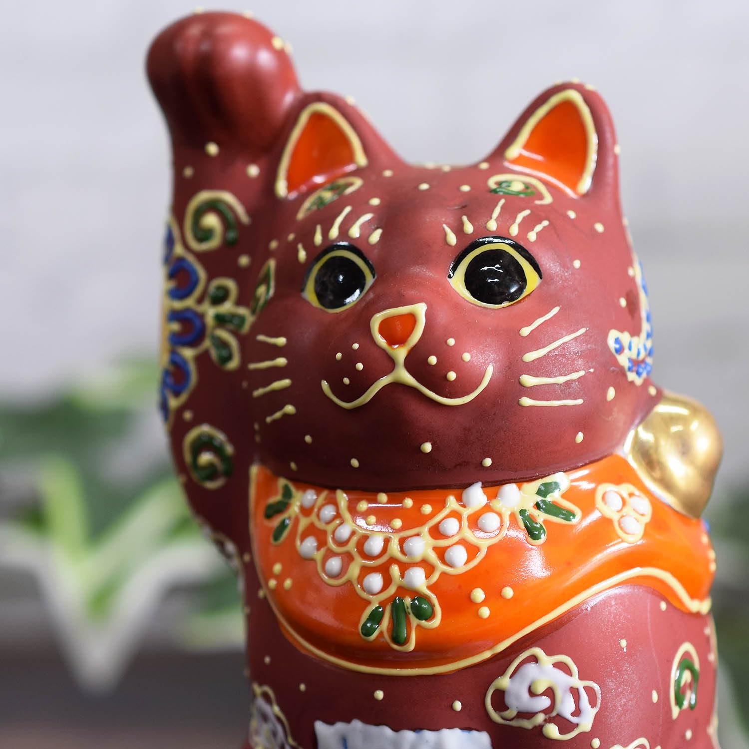 Amazon.co.jp: 和座の蔵 かわいい 招き猫 置物 九谷焼 右手招き猫 富士