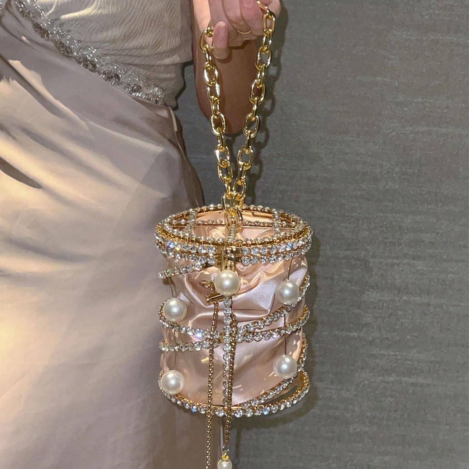 Luxury Women's Party Rhinestone Gold Evening Metallic Bucket Bags Crossbody Bag,Designer Handbags 2025 Pearl Chain Shaped Purse, Dinner Bag Formal, Perfect For Vacation, Party, Wedding, Banquet - Image 3