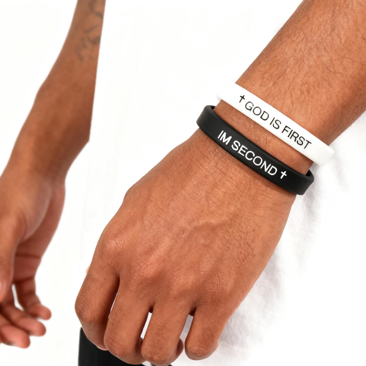 God Is First Bracelet, GOD IS FIRST IM SECOND Christian Religious Faith Rubber Bracelets Engraved Inspirational Bible Verses Cross Silicone Bracelet For Women Men Gifts - Image 3