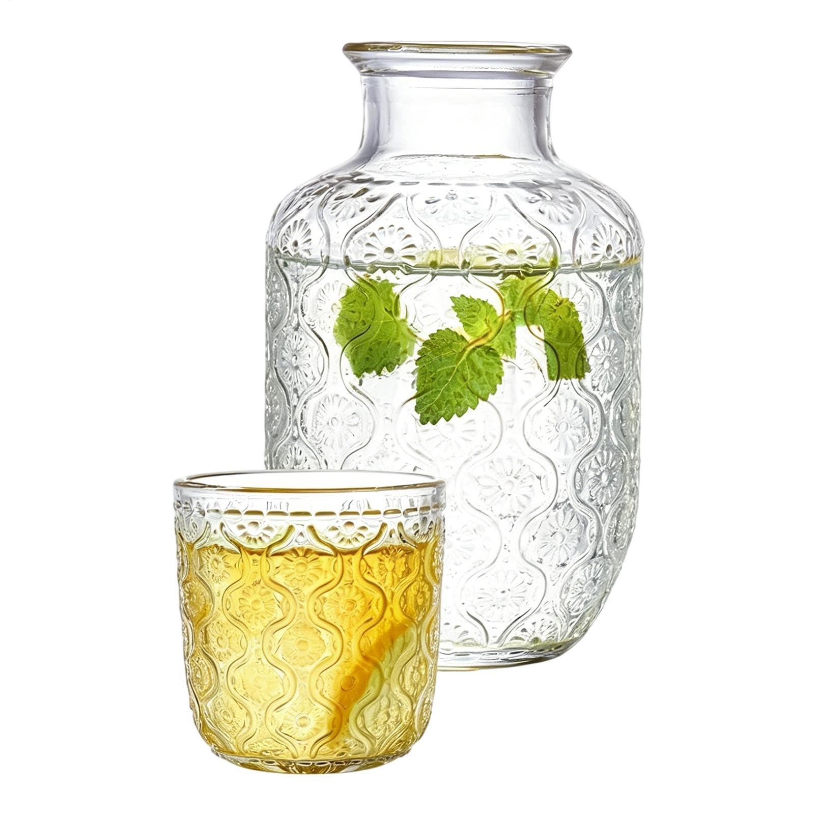 Jarra de estilo vintage elegante en cristal duradero para agua y bebidas
