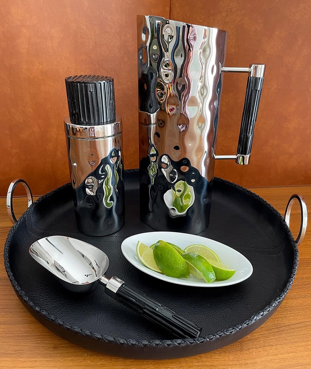 Tundra Cocktail Shaker with Black Resin