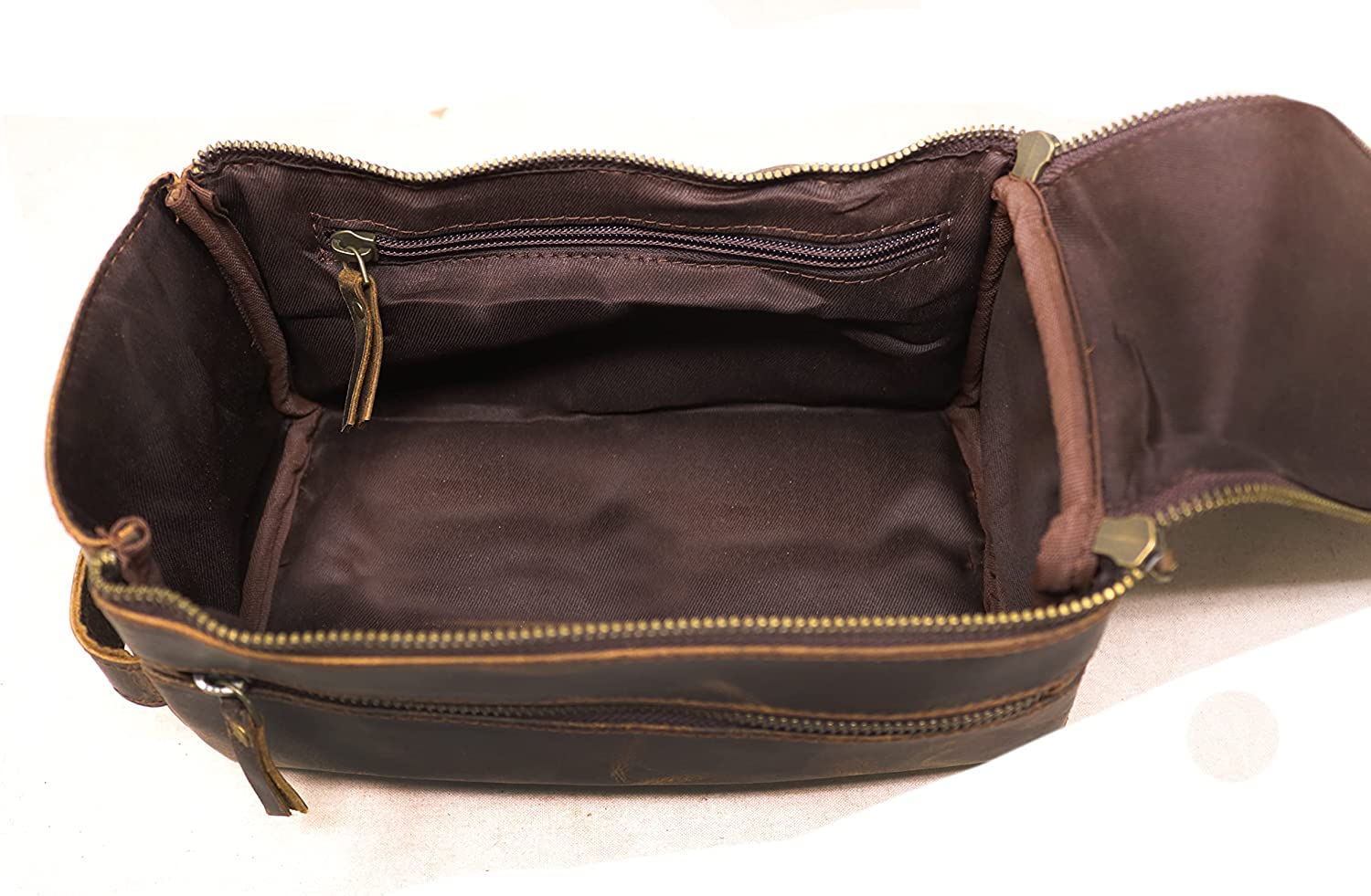 Borsa da toilette in vera pelle da uomo Kit impermeabile Borse da barba e toelettatura per viaggi Groomsmen regalo uomini donne appeso con cerniera trucco bagno cosmetico custodia trucco trucco
