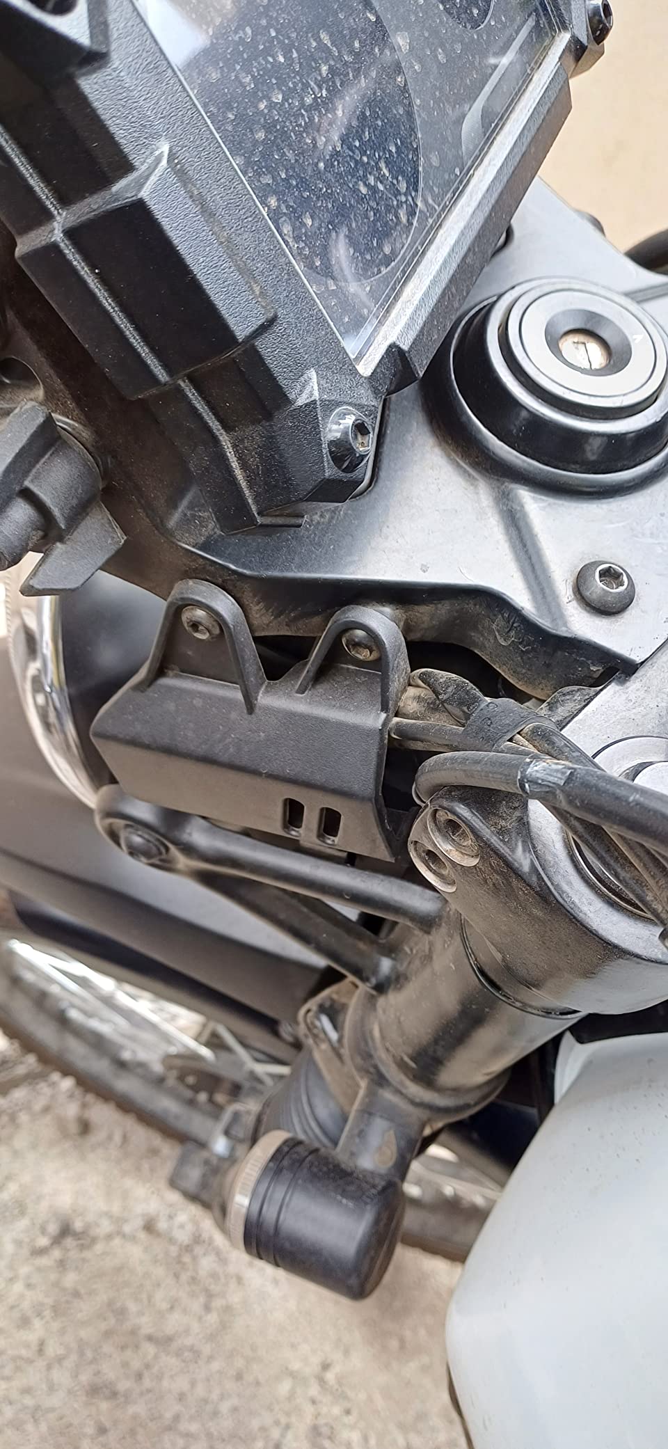 0TO6 Yezdi Adventure BS6 GPS Mount Mobile Phone Holder Mount, Black