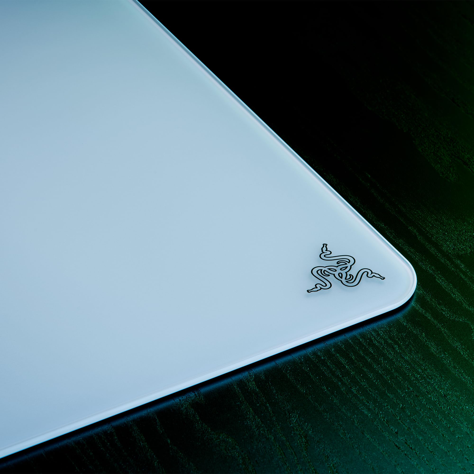 Razer Atlas - Tappetino per mouse in vetro (Vetro temperato premium, Superficie microincisa, Resistente a sporco e graffi, Movimenti del mouse più silenziosi, Base in gomma antiscivolo) Bianco