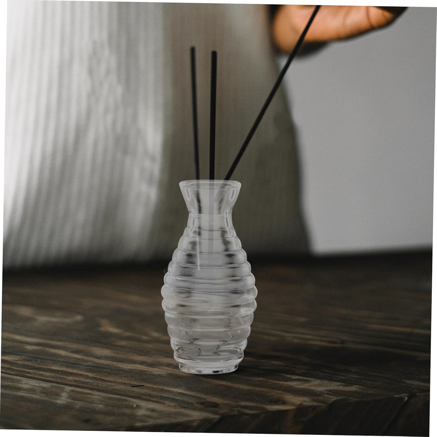 6pcs Solid Aromatherapy Jar Empty Diffuser Bottles Glass Fragrance Bottles Home Decor