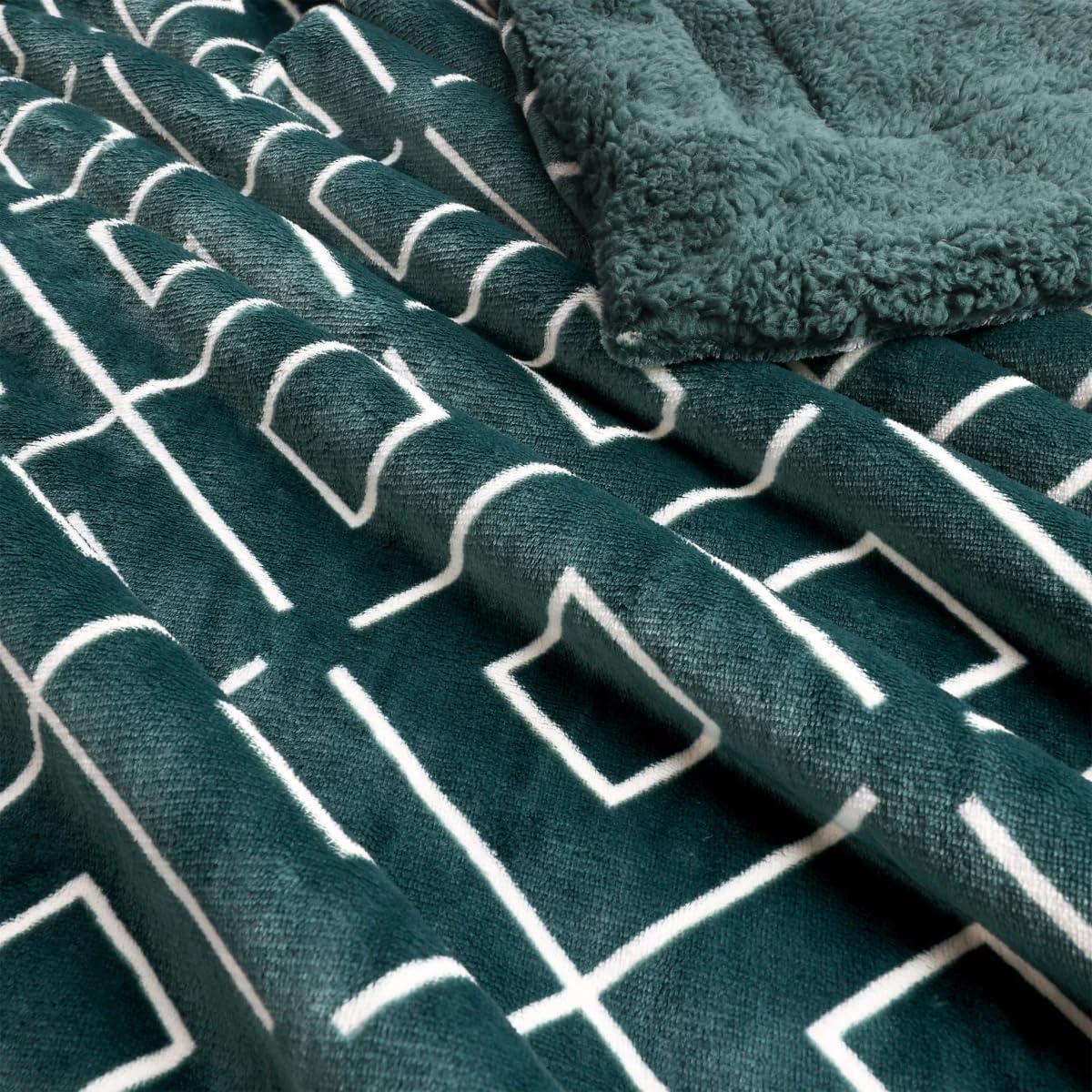 Life Comfort Decorative Premium Mixed Yarn Throw Blanket - 60x70 Inch, Ultra Soft for Living Room, Bedroom, & Sofa Couch, Textured Faux Fur (Blanket (90 by 92), Green (Reversible Sherpa Fleece))