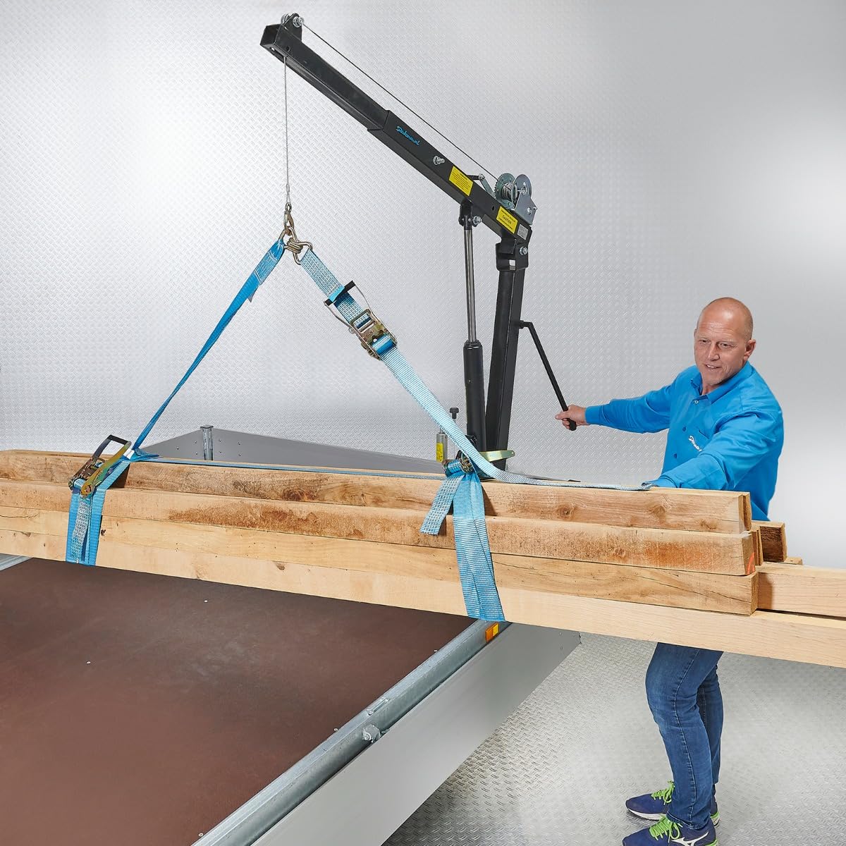 Datona Anhängerkran mit Handwinde XL 800 kg - hydraulischer Ladekran 360° drehbar, 9,5 m Seilwinde, 200 cm Hubhöhe, Montageplatte 26,5 cm - Schwarz