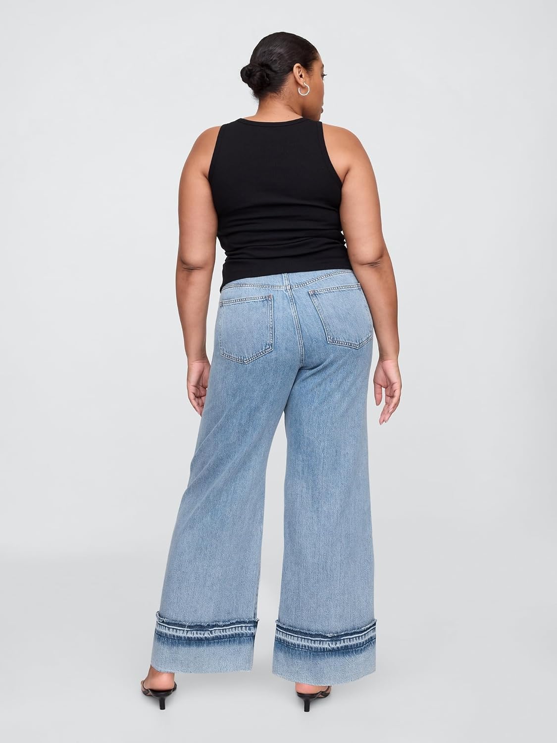 Gap Womens High Rise Wide Leg Cuffed Jean - Image 6