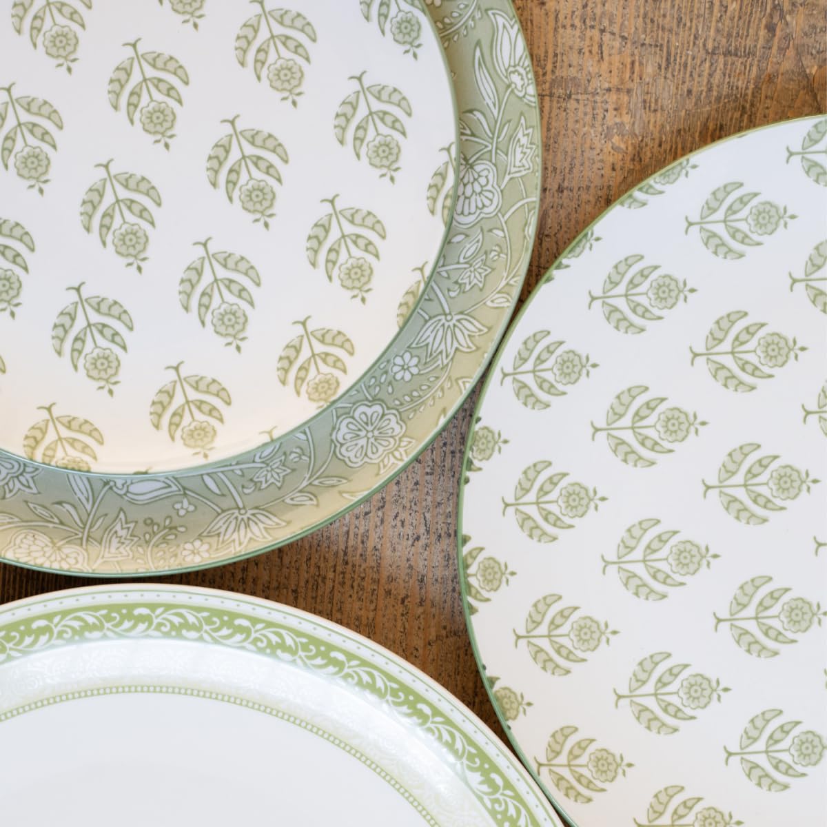 Lot De 6 Grandes Assiettes En Porcelaine, Ø26 Cm, Motifs Végétaux Blanc Et Vert, Collection Soliman, Design Français Élégant Pour Plats Principaux Et Présentations
