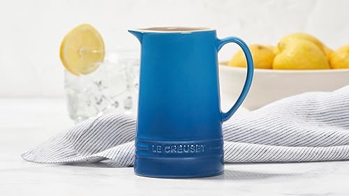 Miniatura 4 de Le Creuset Jarra pequeña de gres, 10 onzas., Cerise