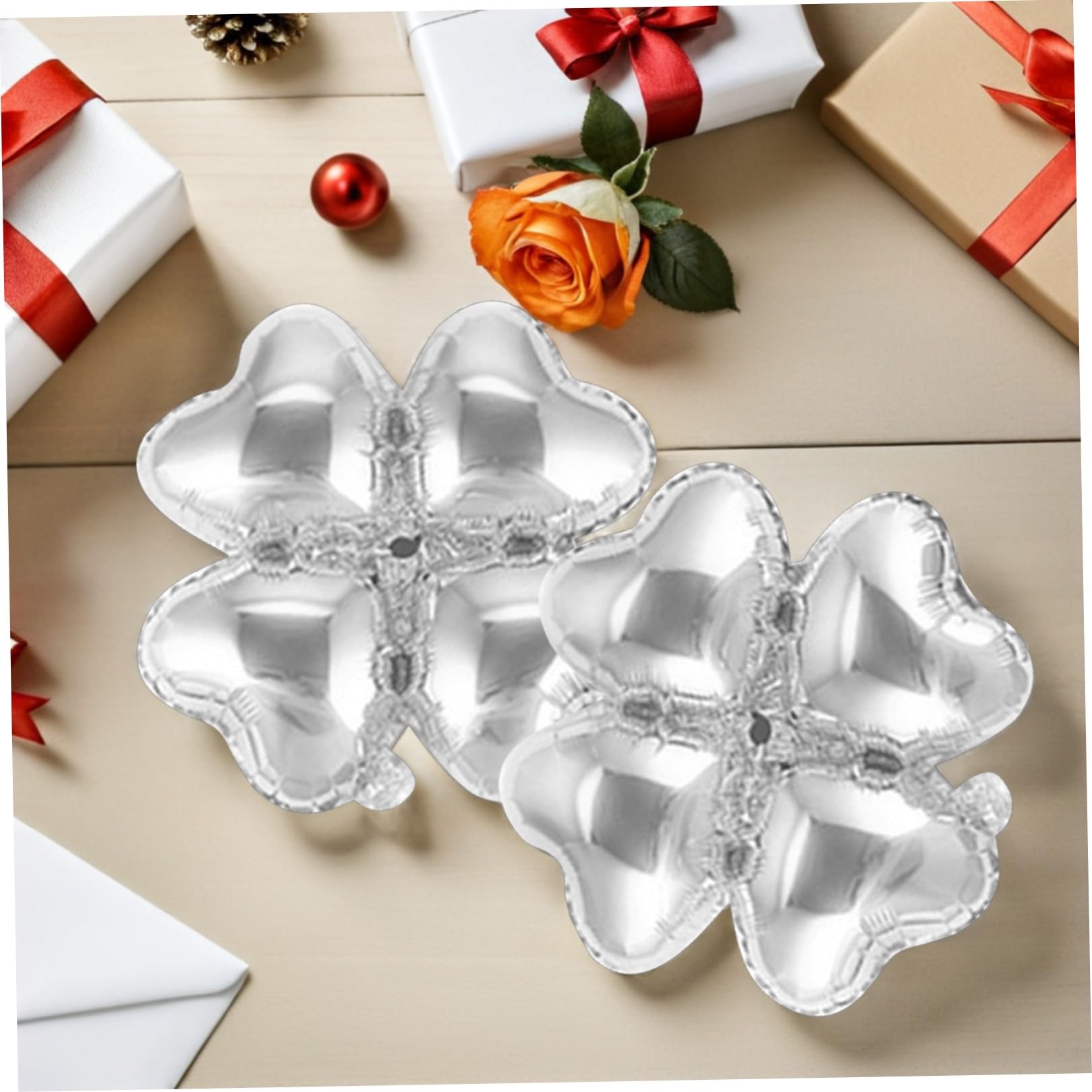 Palloncino a Foglia Fiora e Cuore in Alluminio, 50 Pezzi | Argento, Riutilizzabile e Resistente alla Rottura, per Matrimonio e Festival
