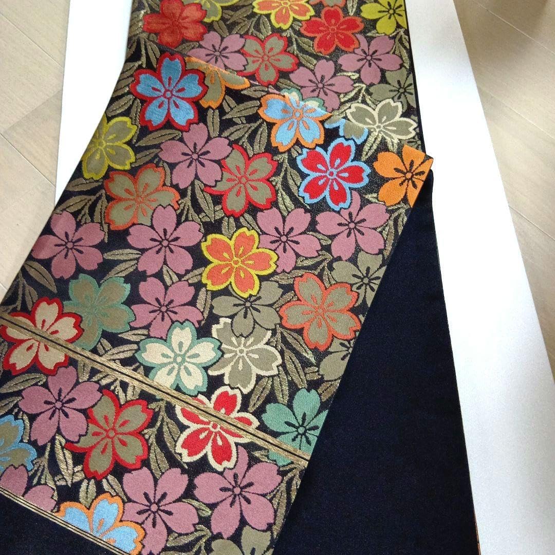 名衿秀の竹籠の芸術 2887 名衿秀の竹籠の芸術 2887 古矢竹鎧綴花籃 - 四代