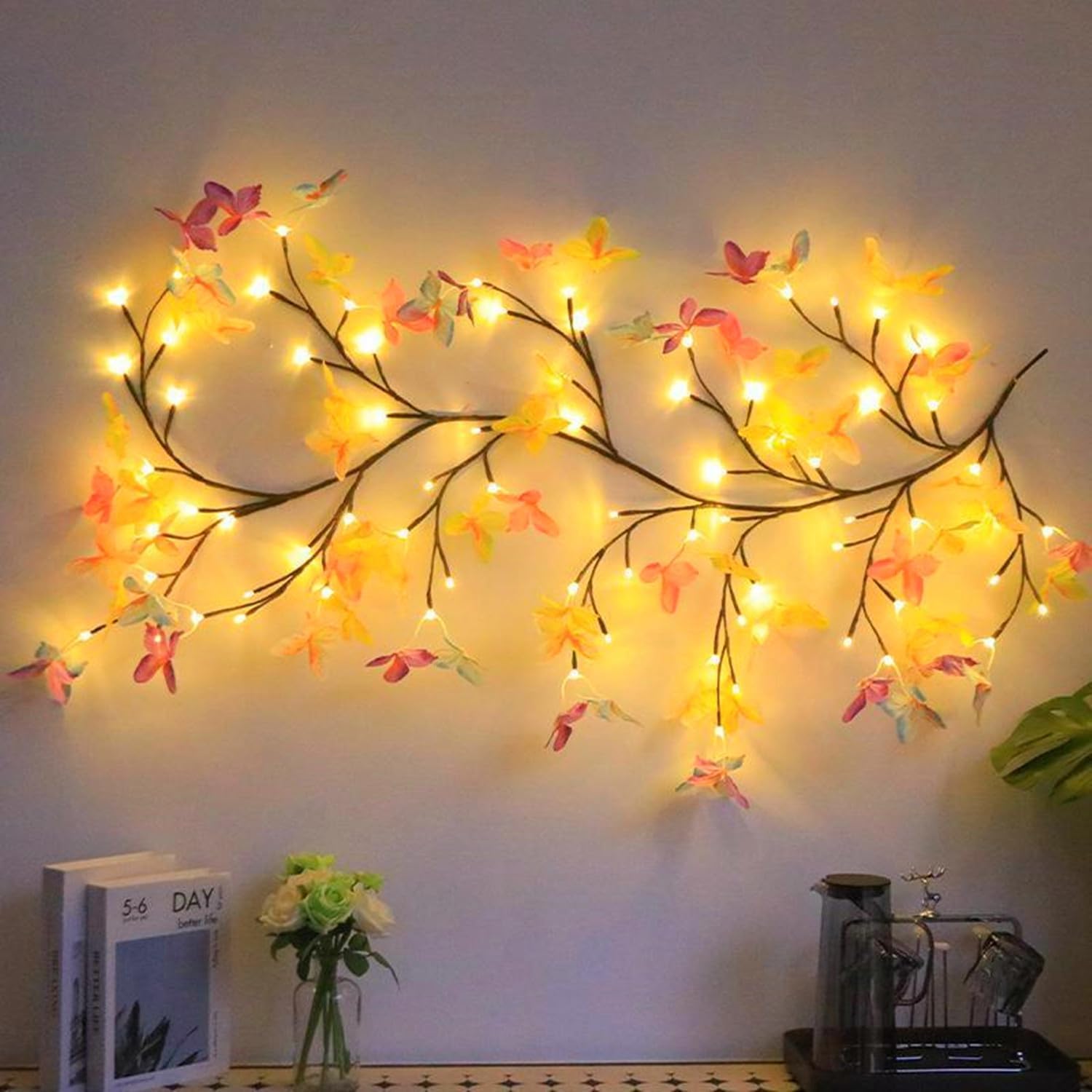 Gresoinc 230 cm 144 LED Schmetterling Blüte Baum Zweige Lichter für Wand, USB-betrieben, 8 Modi, warmweiße Lichterkette mit Fernbedienung, Timer, dimmbar, flexibel, Weidenranke, Blumenmuster