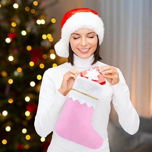 Miniatura 10 de Skylety Medias de fieltro de Navidad rojas y verdes para colgar en el árbol de Navidad, adornos para la familia, decoraciones de Navidad,