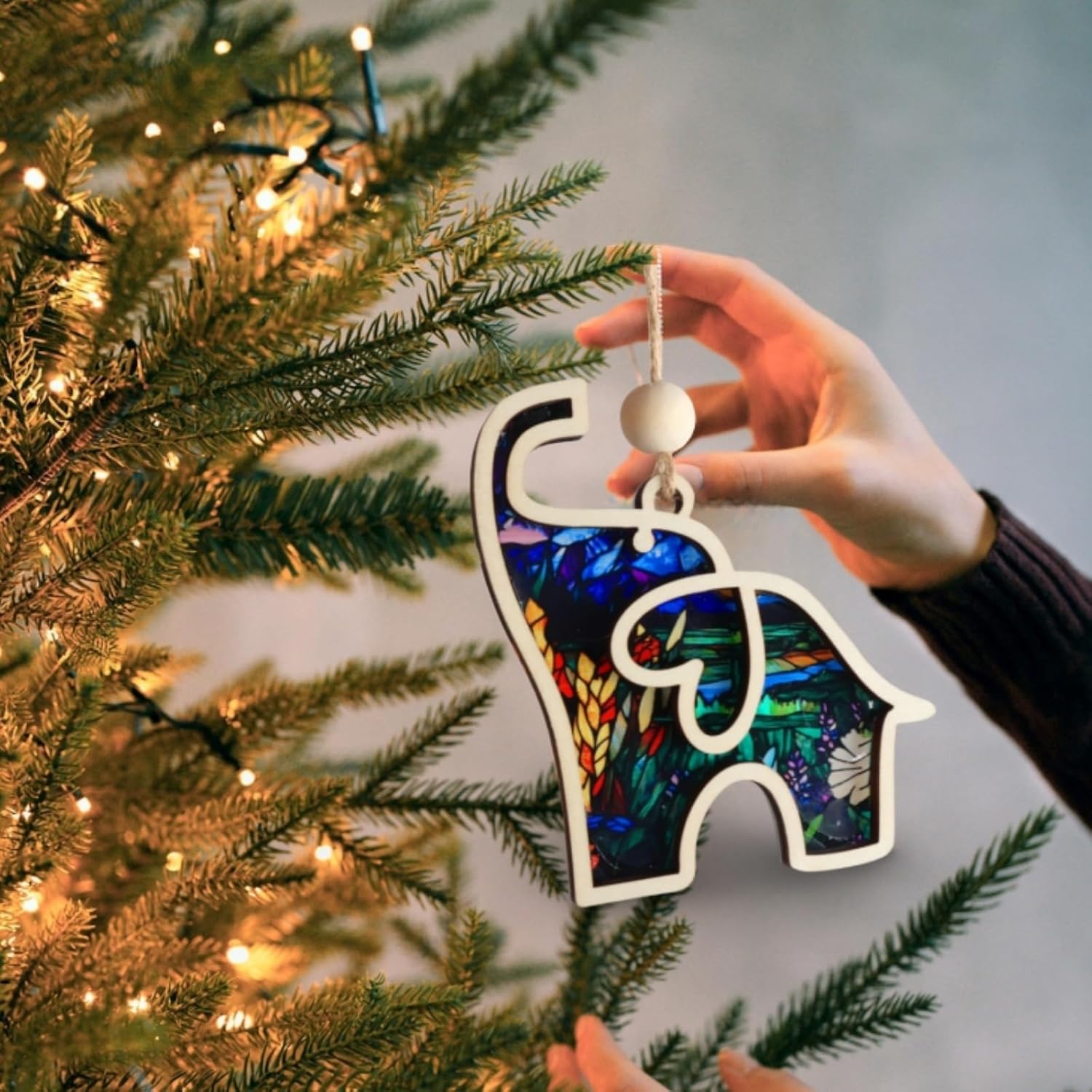 Best Friend, Friendship Elephant Ornament with Story Card, Suncatcher Window Decor - Birthday Gifts for Women, Bestie & Sister Gifts, Unique Galentines Holiday Friendship Decor