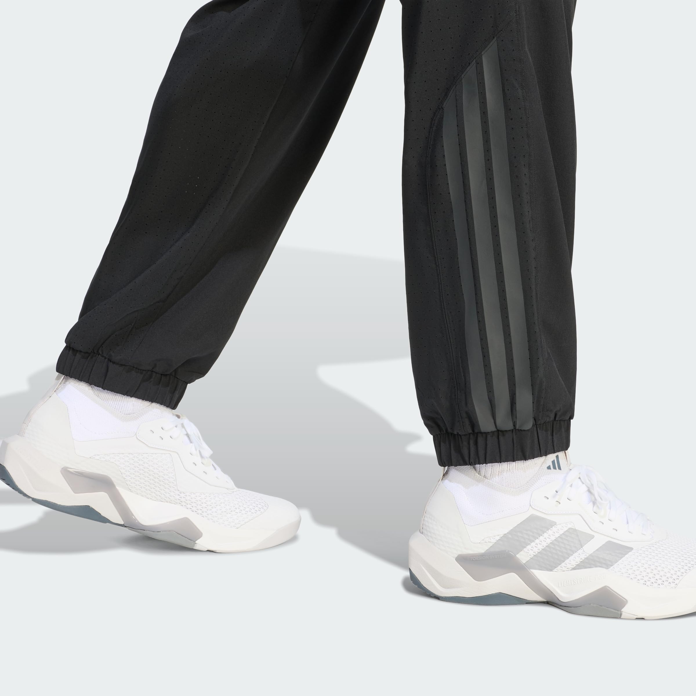 adidas Men's PANTALÓN DE Entrenamiento Tech Essentials