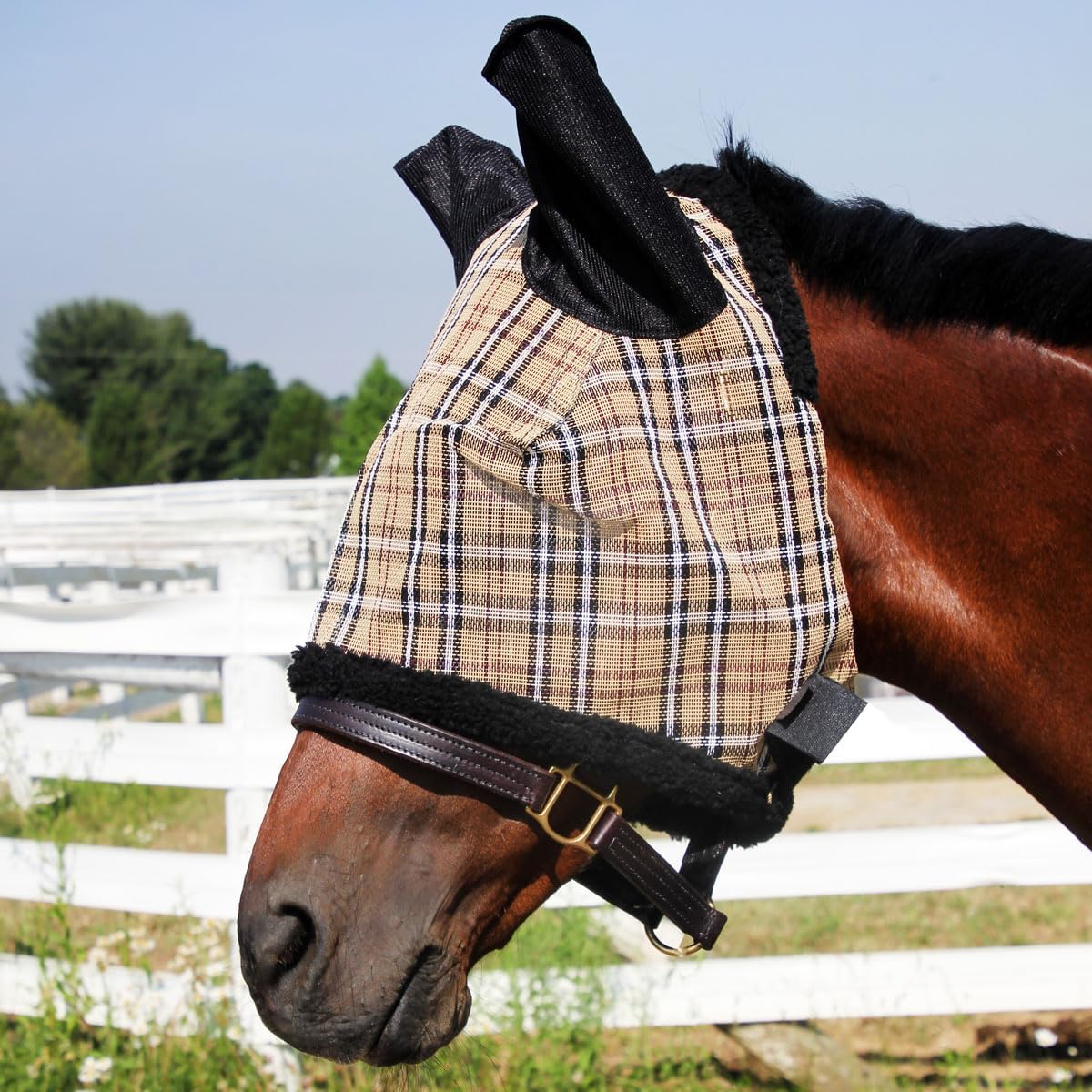 Country Pride Traditional Plaid Fly Mask with Ears, Durable Mesh with Fleece Lining, Adjustable Throat Strap and EZ Pull Fasteners, Eye Darts for Clear Vision, Breathable Insect Protection (Horse)